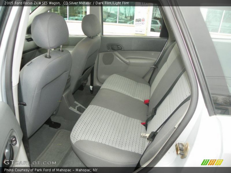  2005 Focus ZXW SES Wagon Dark Flint/Light Flint Interior