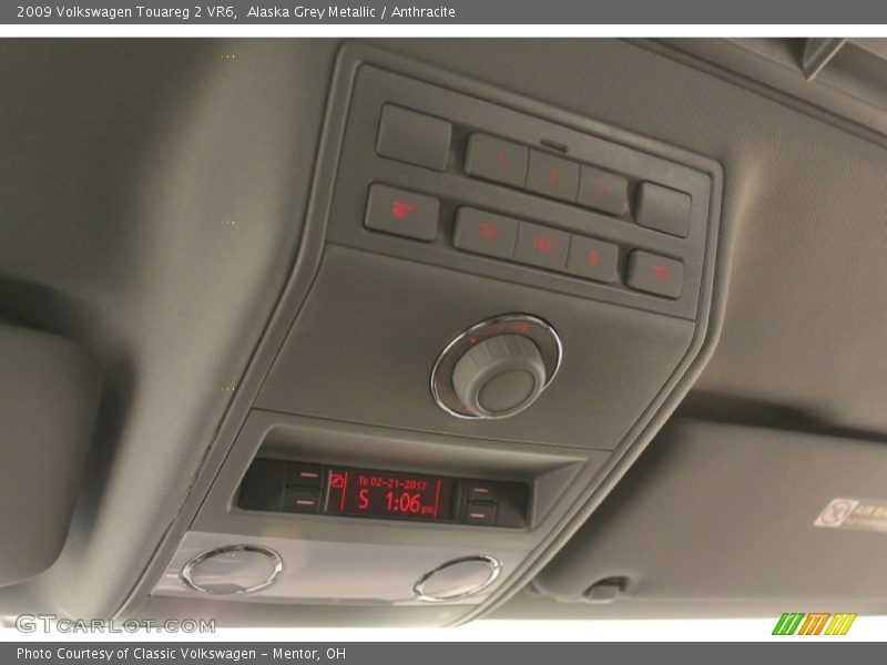 Alaska Grey Metallic / Anthracite 2009 Volkswagen Touareg 2 VR6