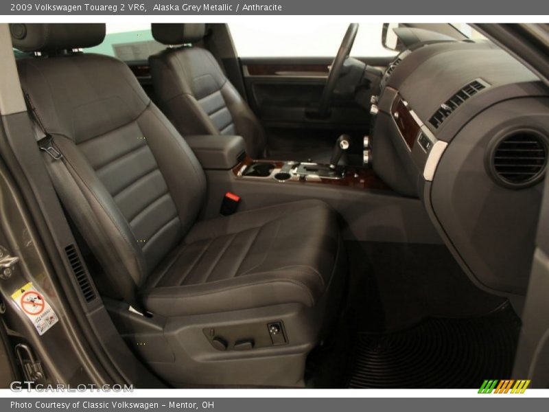 Alaska Grey Metallic / Anthracite 2009 Volkswagen Touareg 2 VR6