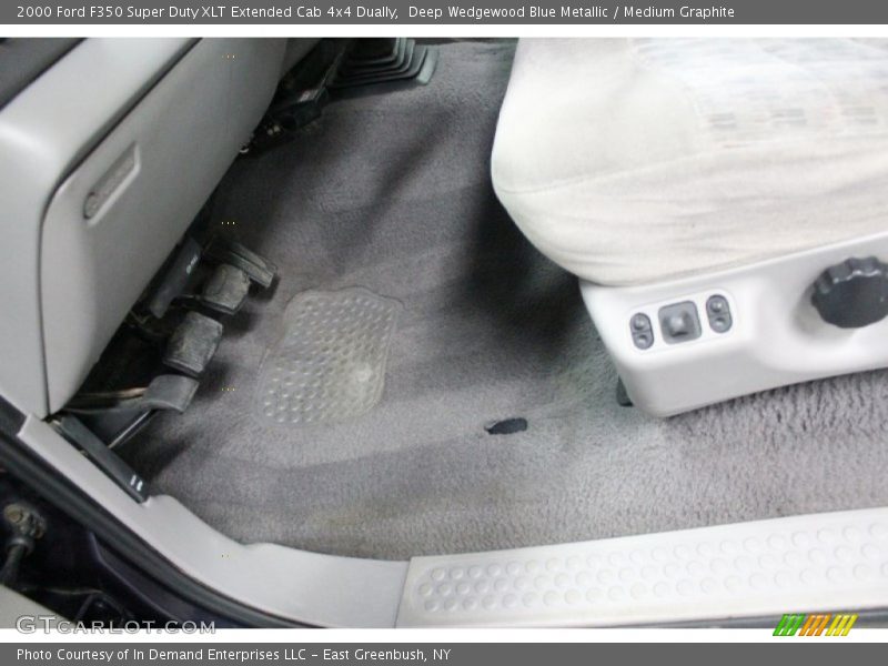 Deep Wedgewood Blue Metallic / Medium Graphite 2000 Ford F350 Super Duty XLT Extended Cab 4x4 Dually