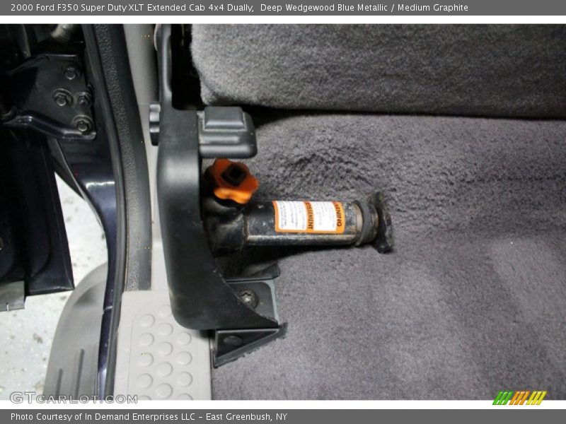 Deep Wedgewood Blue Metallic / Medium Graphite 2000 Ford F350 Super Duty XLT Extended Cab 4x4 Dually