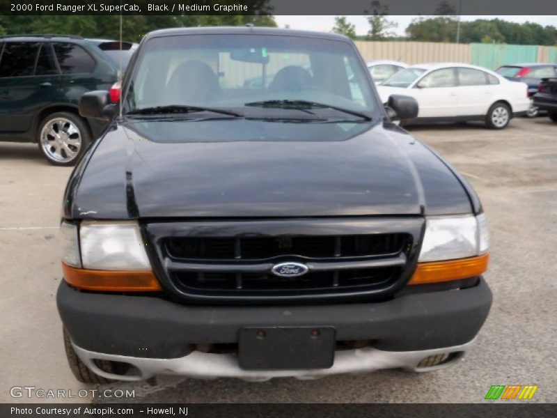 Black / Medium Graphite 2000 Ford Ranger XL SuperCab