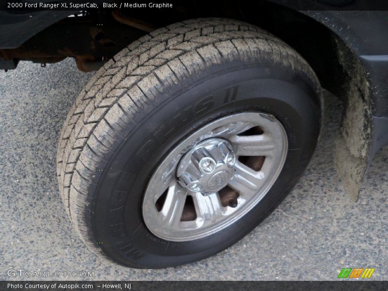 Black / Medium Graphite 2000 Ford Ranger XL SuperCab