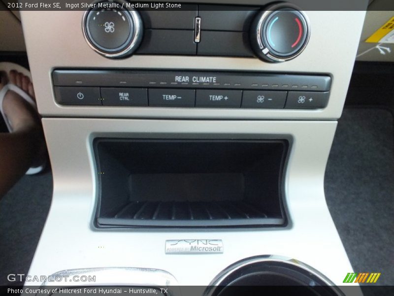 Ingot Silver Metallic / Medium Light Stone 2012 Ford Flex SE