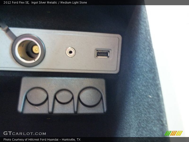 Ingot Silver Metallic / Medium Light Stone 2012 Ford Flex SE