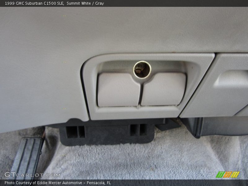 Summit White / Gray 1999 GMC Suburban C1500 SLE