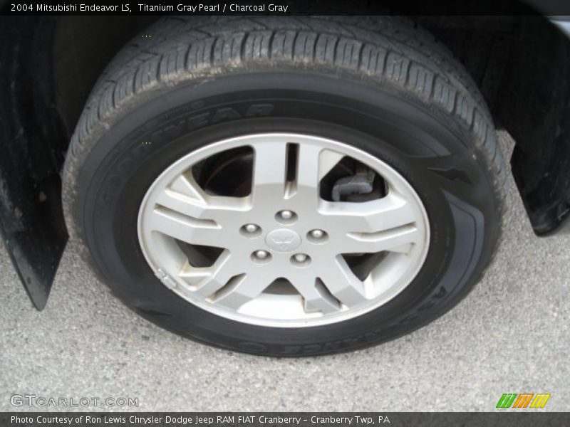 Titanium Gray Pearl / Charcoal Gray 2004 Mitsubishi Endeavor LS