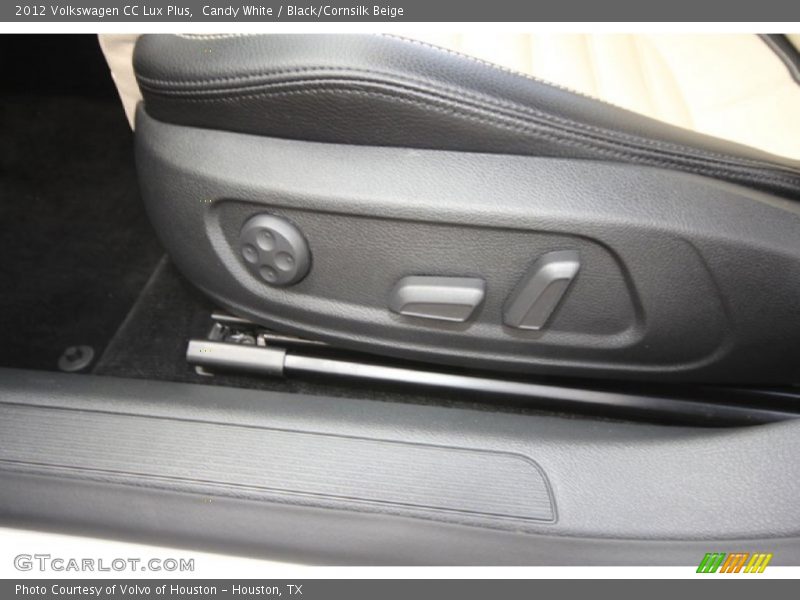 Candy White / Black/Cornsilk Beige 2012 Volkswagen CC Lux Plus