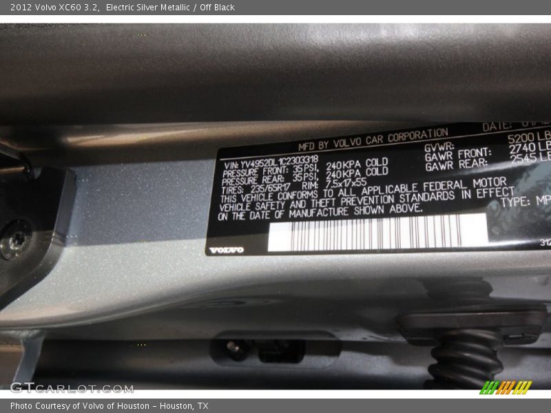 Electric Silver Metallic / Off Black 2012 Volvo XC60 3.2