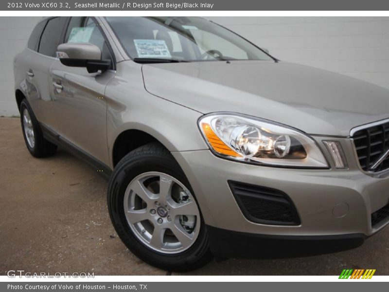 Seashell Metallic / R Design Soft Beige/Black Inlay 2012 Volvo XC60 3.2