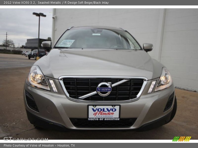 Seashell Metallic / R Design Soft Beige/Black Inlay 2012 Volvo XC60 3.2