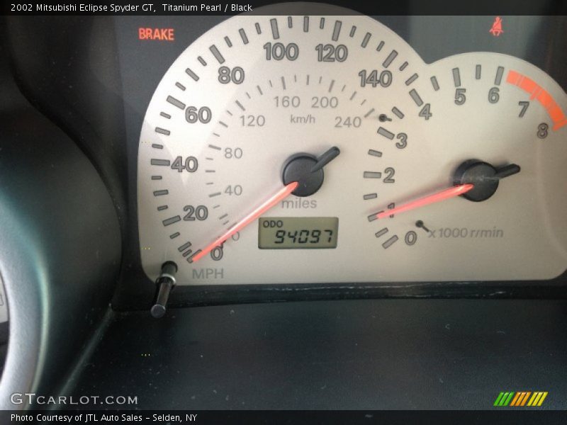 Titanium Pearl / Black 2002 Mitsubishi Eclipse Spyder GT