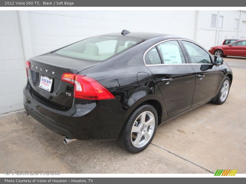 Black / Soft Beige 2012 Volvo S60 T5