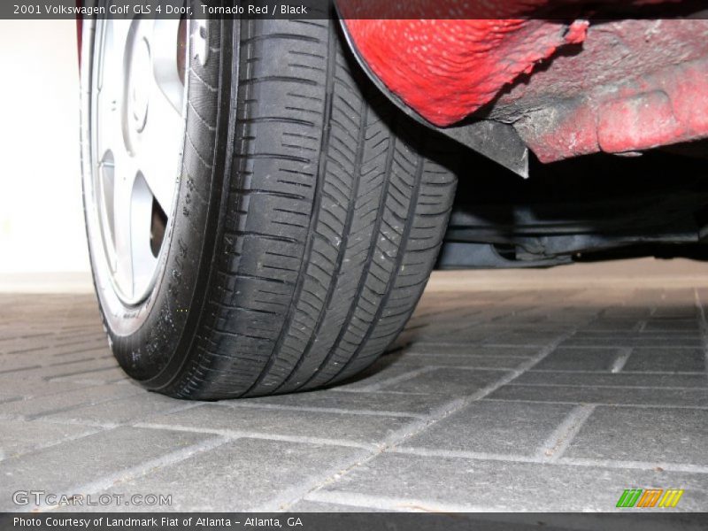 Tornado Red / Black 2001 Volkswagen Golf GLS 4 Door