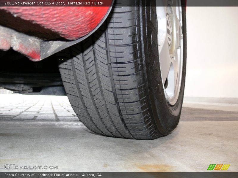 Tornado Red / Black 2001 Volkswagen Golf GLS 4 Door