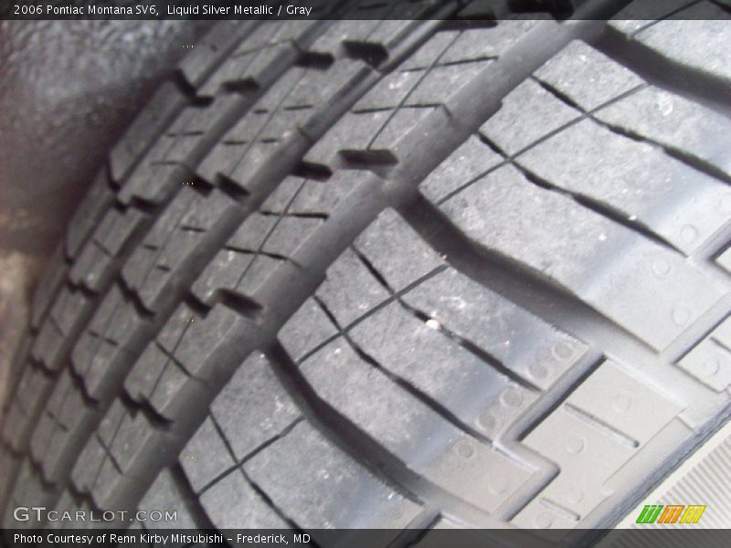 Liquid Silver Metallic / Gray 2006 Pontiac Montana SV6