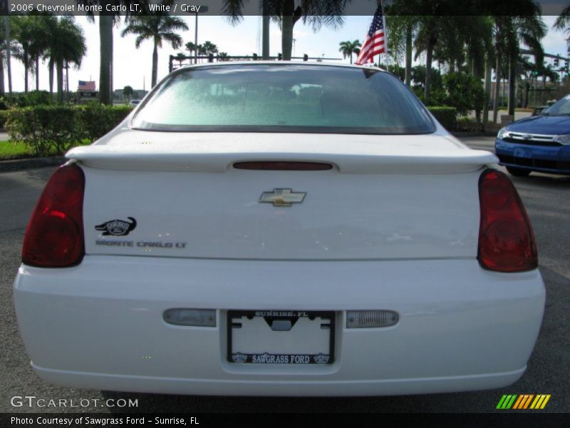 White / Gray 2006 Chevrolet Monte Carlo LT