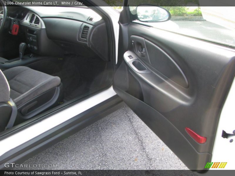 White / Gray 2006 Chevrolet Monte Carlo LT