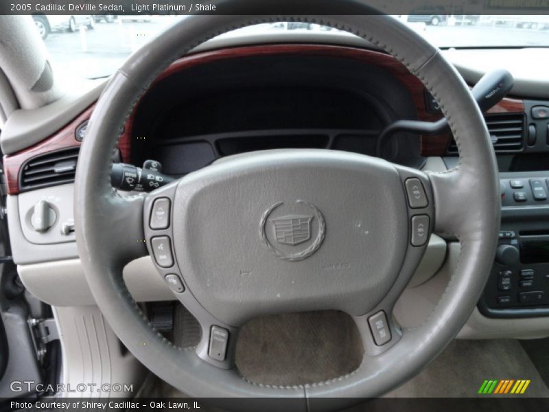Light Platinum / Shale 2005 Cadillac DeVille Sedan