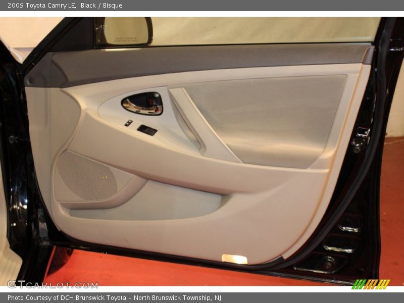 Black / Bisque 2009 Toyota Camry LE