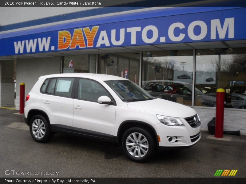 Candy White / Sandstone 2010 Volkswagen Tiguan S