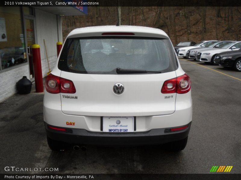 Candy White / Sandstone 2010 Volkswagen Tiguan S