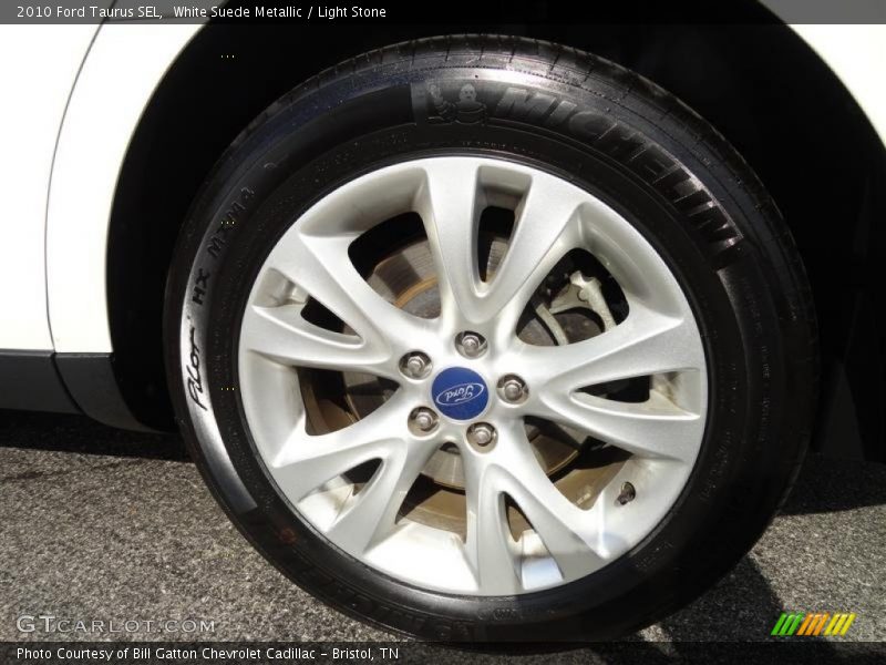  2010 Taurus SEL Wheel