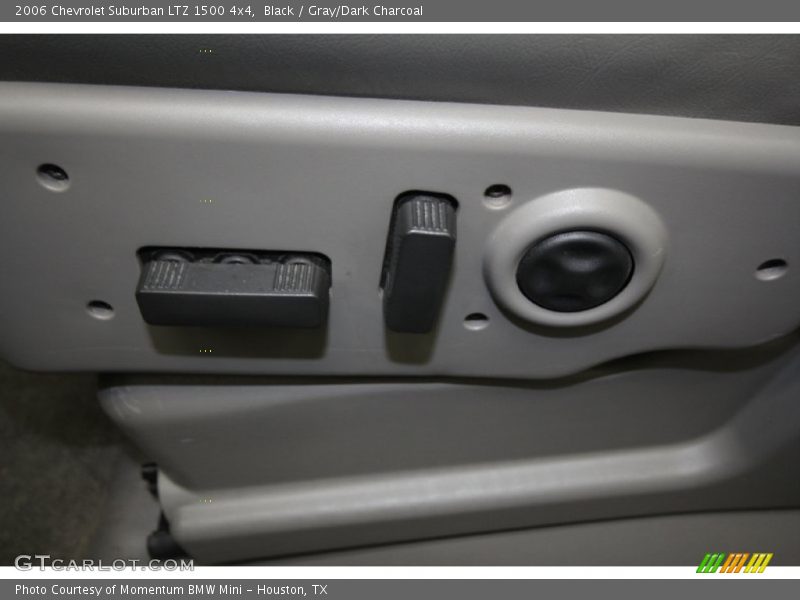 Black / Gray/Dark Charcoal 2006 Chevrolet Suburban LTZ 1500 4x4