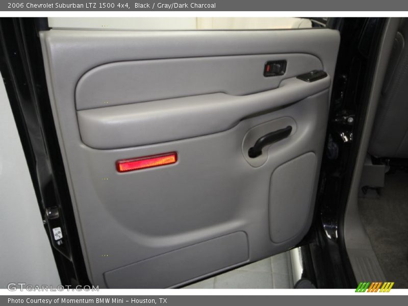 Black / Gray/Dark Charcoal 2006 Chevrolet Suburban LTZ 1500 4x4