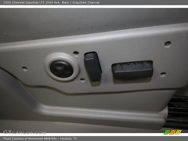 Black / Gray/Dark Charcoal 2006 Chevrolet Suburban LTZ 1500 4x4