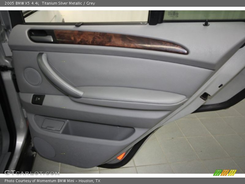 Titanium Silver Metallic / Grey 2005 BMW X5 4.4i