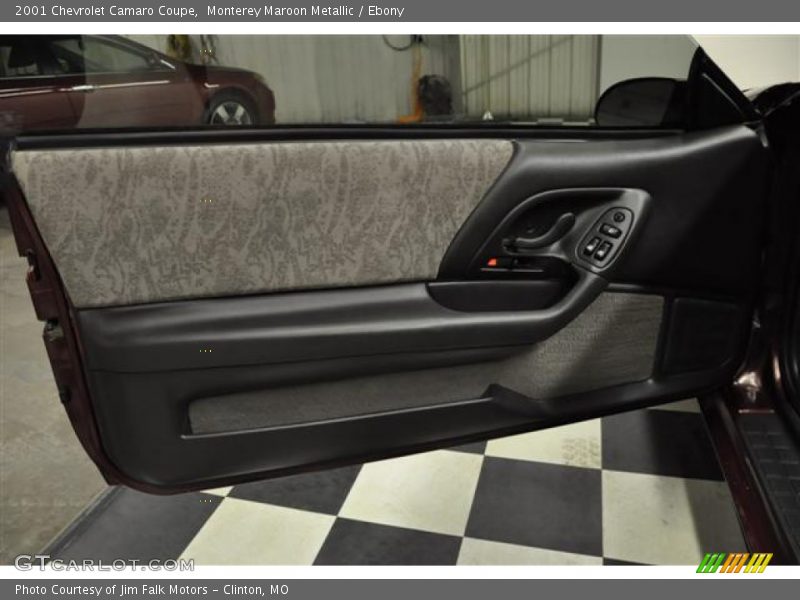 Door Panel of 2001 Camaro Coupe