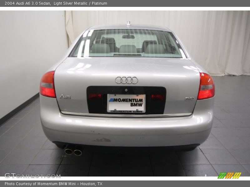 Light Silver Metallic / Platinum 2004 Audi A6 3.0 Sedan