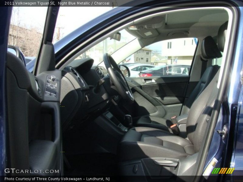 Night Blue Metallic / Charcoal 2011 Volkswagen Tiguan SE