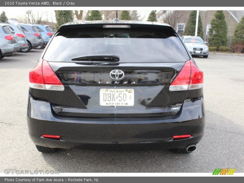 Black / Gray 2010 Toyota Venza AWD