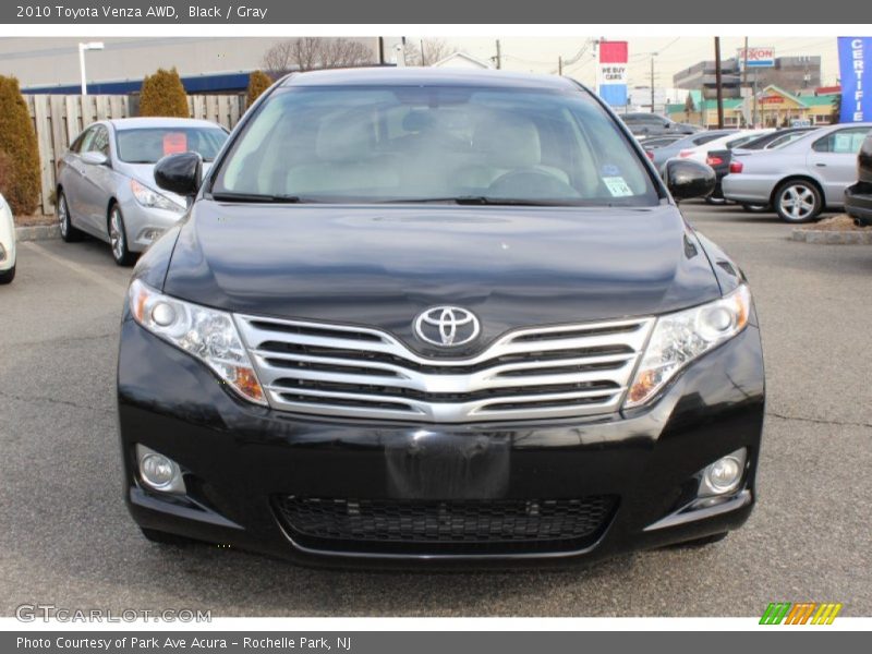 Black / Gray 2010 Toyota Venza AWD