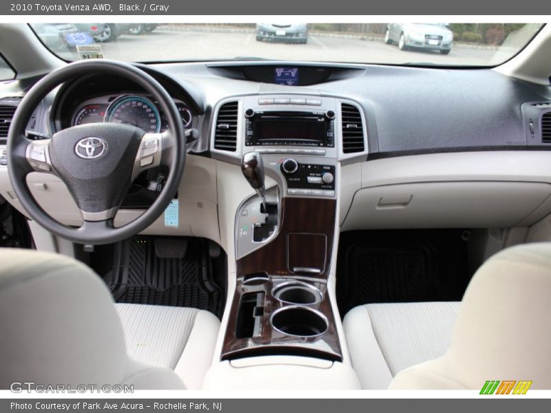 Black / Gray 2010 Toyota Venza AWD