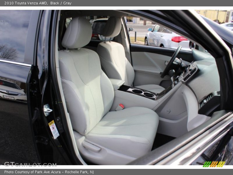 Black / Gray 2010 Toyota Venza AWD