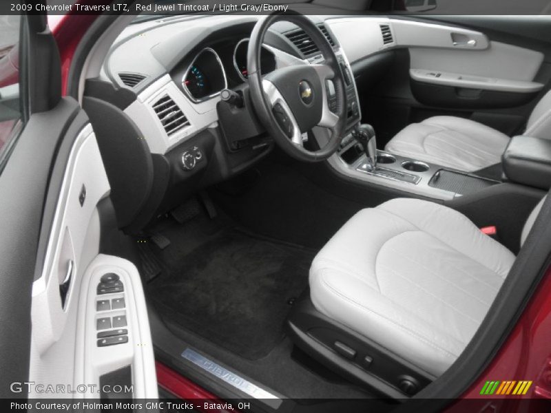 Light Gray/Ebony Interior - 2009 Traverse LTZ 