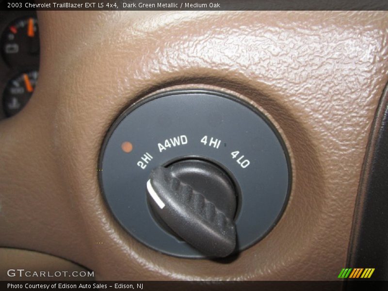 Dark Green Metallic / Medium Oak 2003 Chevrolet TrailBlazer EXT LS 4x4