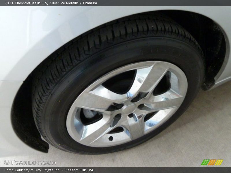 Silver Ice Metallic / Titanium 2011 Chevrolet Malibu LS