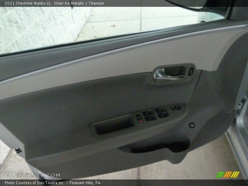 Silver Ice Metallic / Titanium 2011 Chevrolet Malibu LS