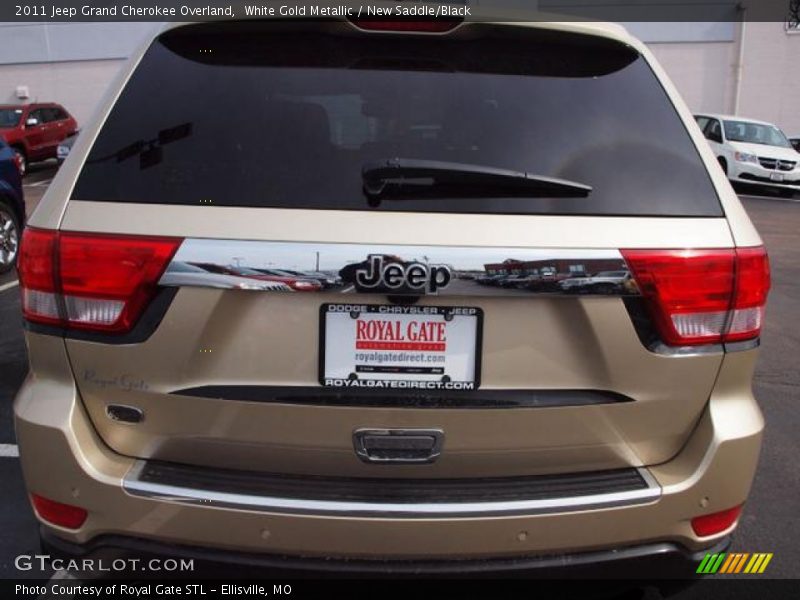 White Gold Metallic / New Saddle/Black 2011 Jeep Grand Cherokee Overland