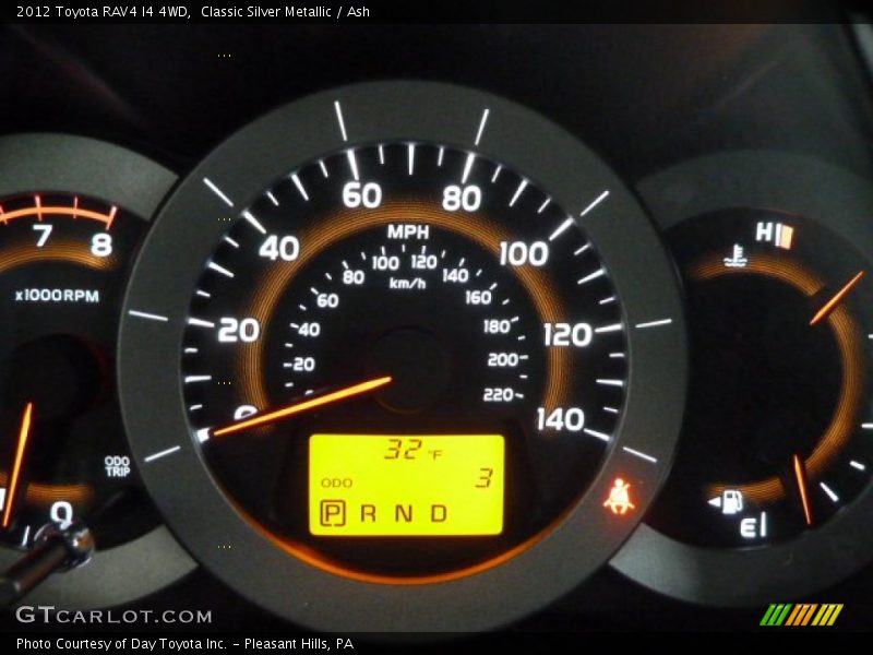 Classic Silver Metallic / Ash 2012 Toyota RAV4 I4 4WD