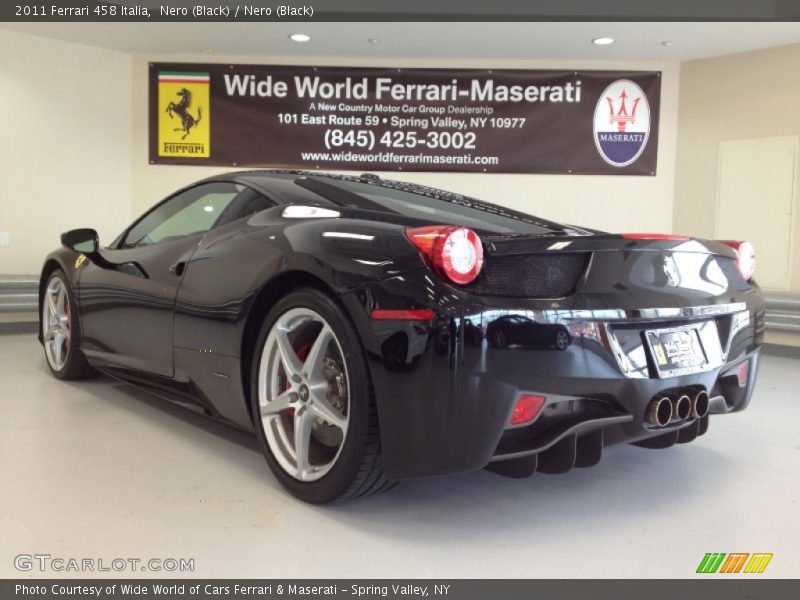 Nero (Black) / Nero (Black) 2011 Ferrari 458 Italia