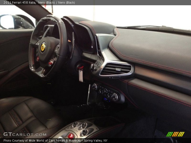 Nero (Black) / Nero (Black) 2011 Ferrari 458 Italia