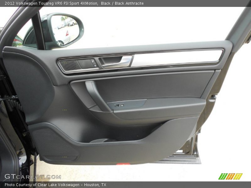 Door Panel of 2012 Touareg VR6 FSI Sport 4XMotion