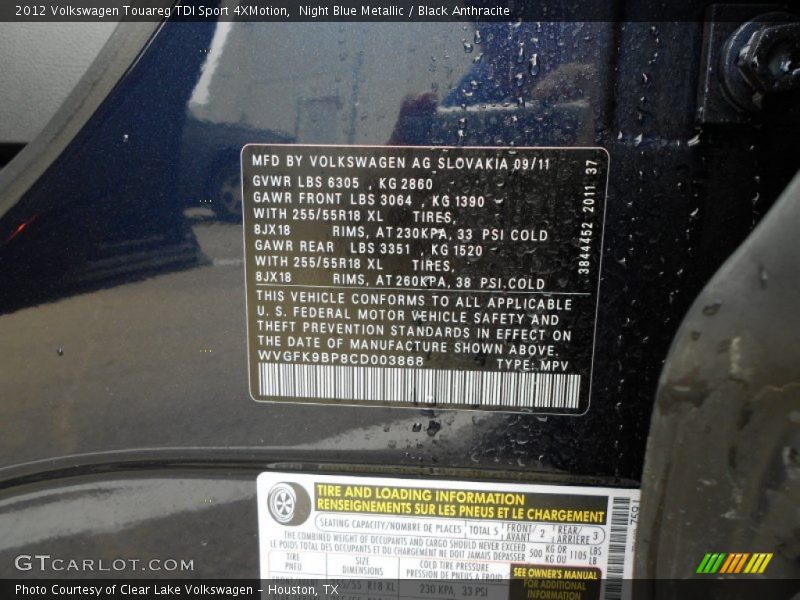 Night Blue Metallic / Black Anthracite 2012 Volkswagen Touareg TDI Sport 4XMotion