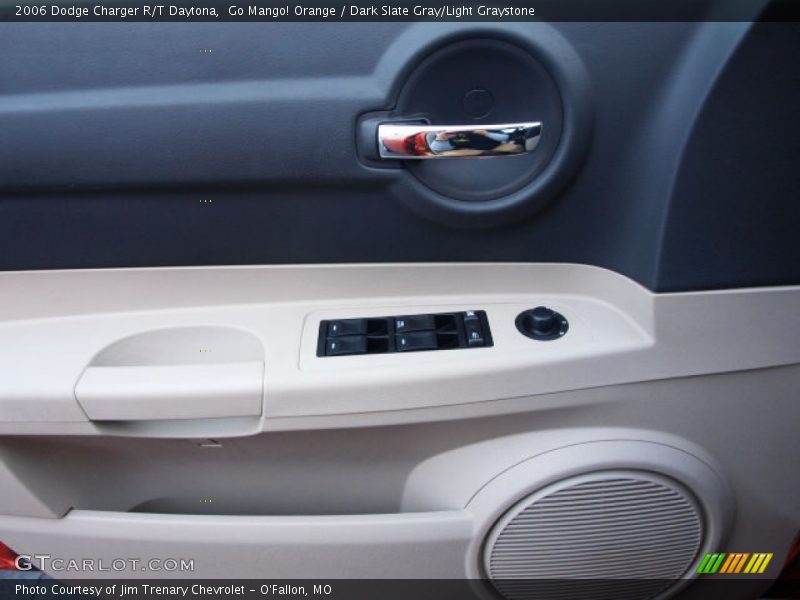 Go Mango! Orange / Dark Slate Gray/Light Graystone 2006 Dodge Charger R/T Daytona