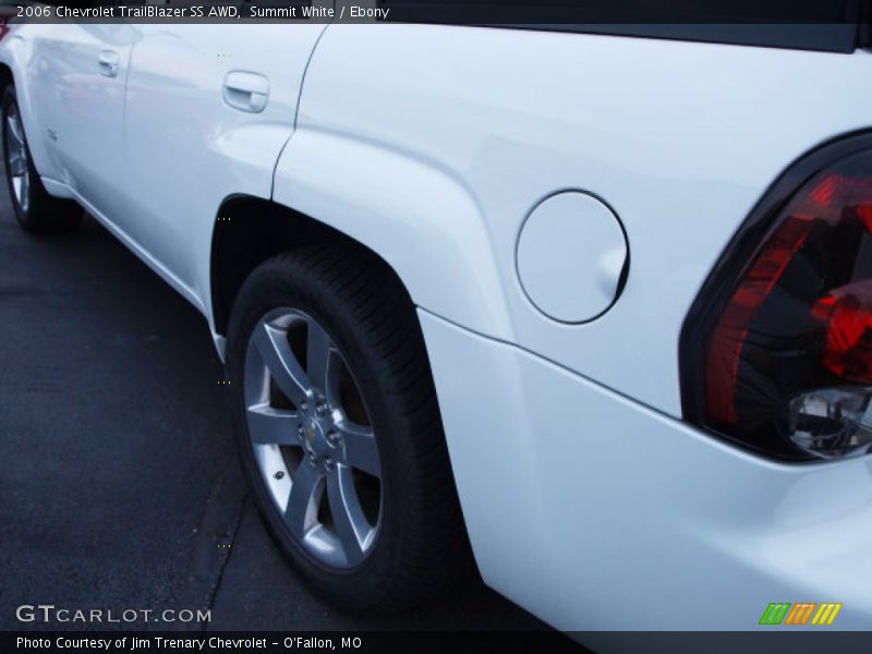 Summit White / Ebony 2006 Chevrolet TrailBlazer SS AWD